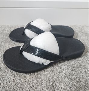 Vionic Women's Black Sandals Size 9